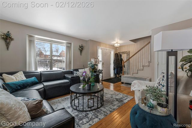 20988 Foxtree Court, Southfield, MI 48075