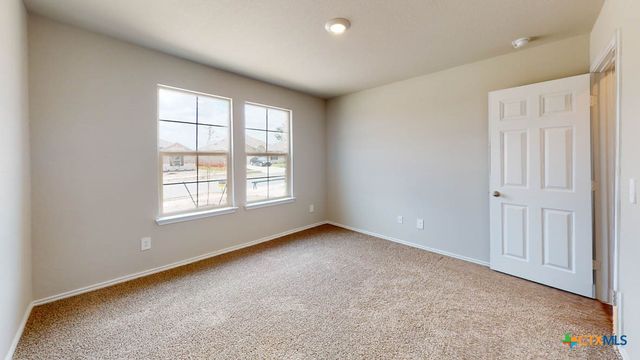 596 Hector Loop, Georgetown, TX 78626