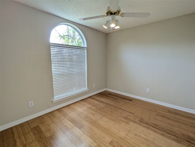 6019 Mapleshade Lane, Dallas, TX 75252