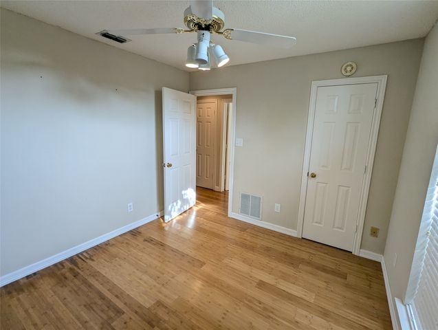 6019 Mapleshade Lane, Dallas, TX 75252