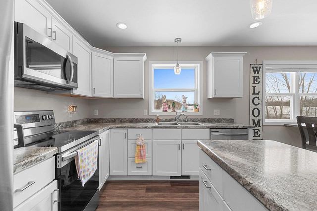 402 TRISTAN DRIVE, Shawano, WI 54166