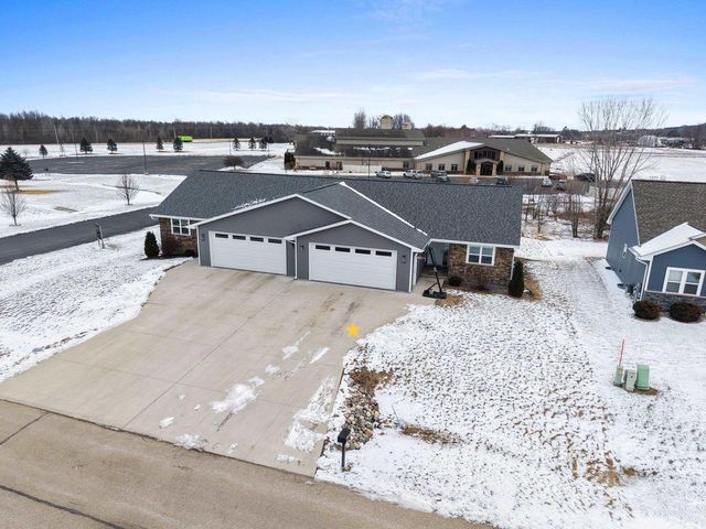 402 TRISTAN DRIVE, Shawano, WI 54166