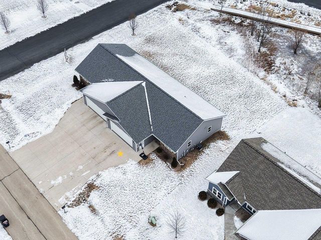 402 TRISTAN DRIVE, Shawano, WI 54166