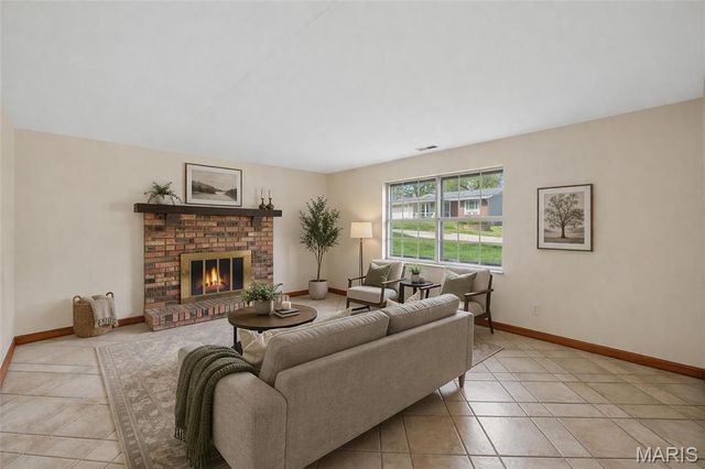 648 Running Creek Drive, Ballwin, MO 63021