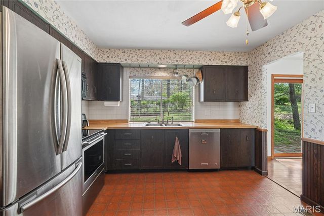 648 Running Creek Drive, Ballwin, MO 63021