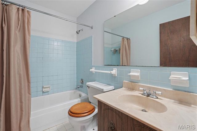 648 Running Creek Drive, Ballwin, MO 63021