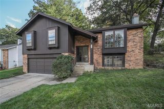 648 Running Creek Drive, Ballwin, MO 63021