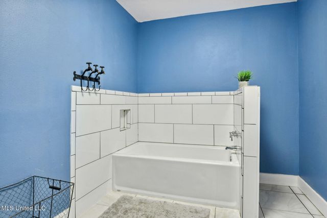 1980 Washington Street, Bay Saint Louis, MS 39520