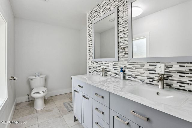 1980 Washington Street, Bay Saint Louis, MS 39520