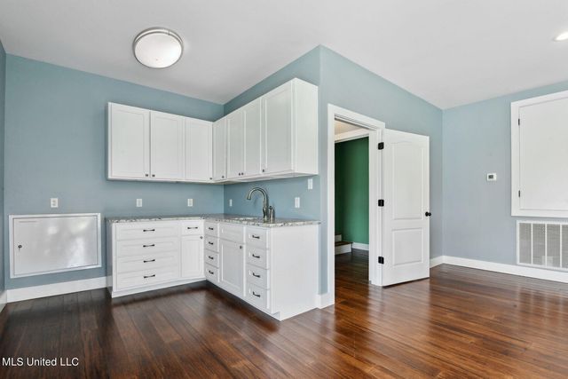 1980 Washington Street, Bay Saint Louis, MS 39520