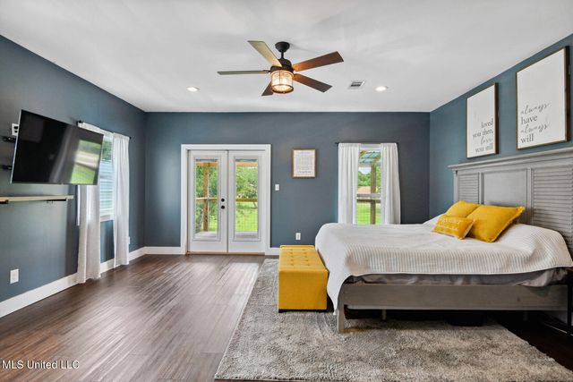 1980 Washington Street, Bay Saint Louis, MS 39520