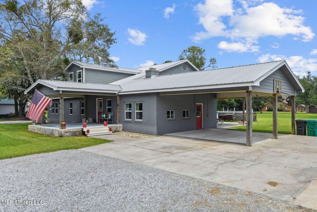 1980 Washington Street, Bay Saint Louis, MS 39520