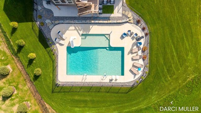 8025 Erie Drive, Byron Center, MI 49315