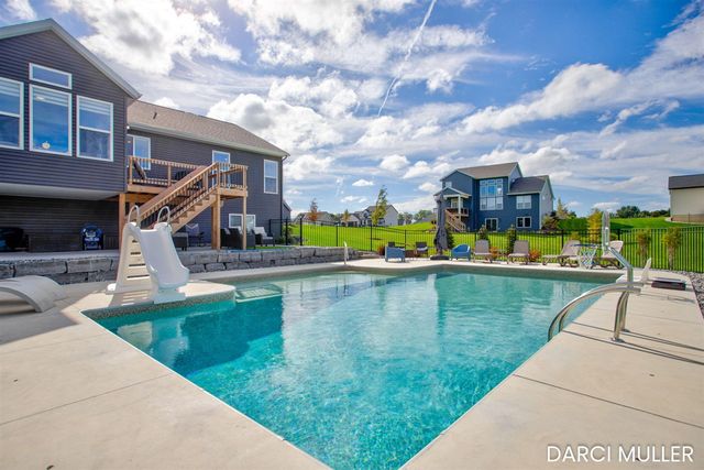 8025 Erie Drive, Byron Center, MI 49315