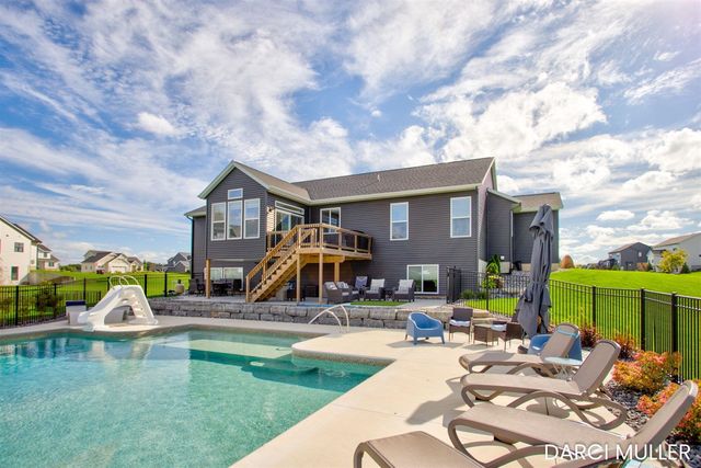 8025 Erie Drive, Byron Center, MI 49315