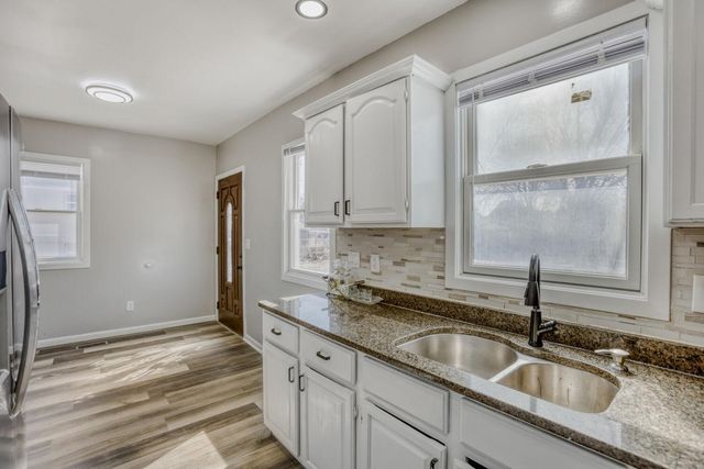 1915 Glenwood Avenue, Minneapolis, MN 55405