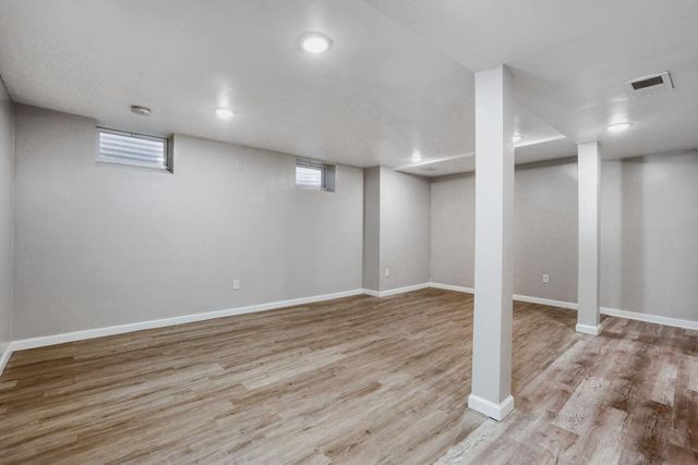 1915 Glenwood Avenue, Minneapolis, MN 55405