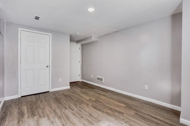 1915 Glenwood Avenue, Minneapolis, MN 55405