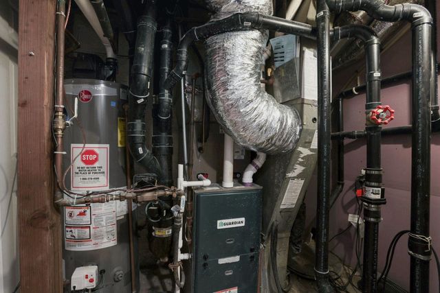 1915 Glenwood Avenue, Minneapolis, MN 55405