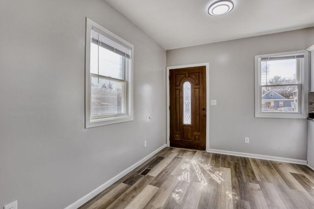 1915 Glenwood Avenue, Minneapolis, MN 55405