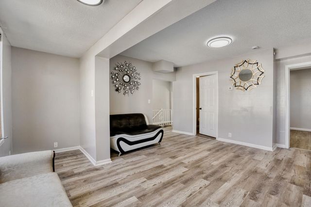 1915 Glenwood Avenue, Minneapolis, MN 55405