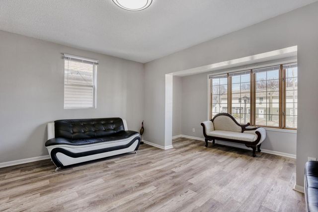 1915 Glenwood Avenue, Minneapolis, MN 55405