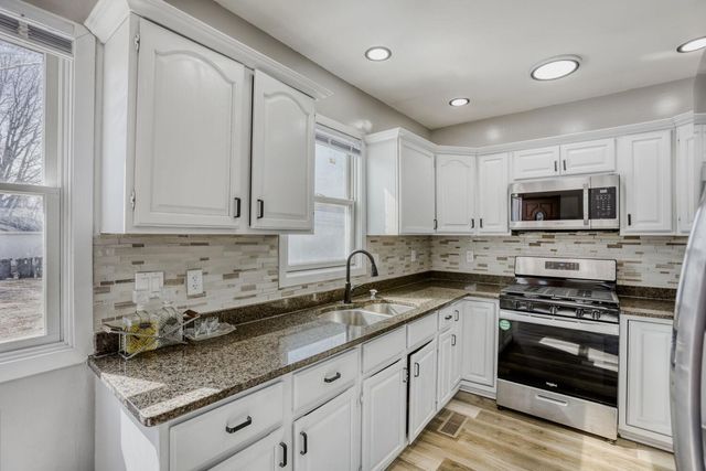 1915 Glenwood Avenue, Minneapolis, MN 55405