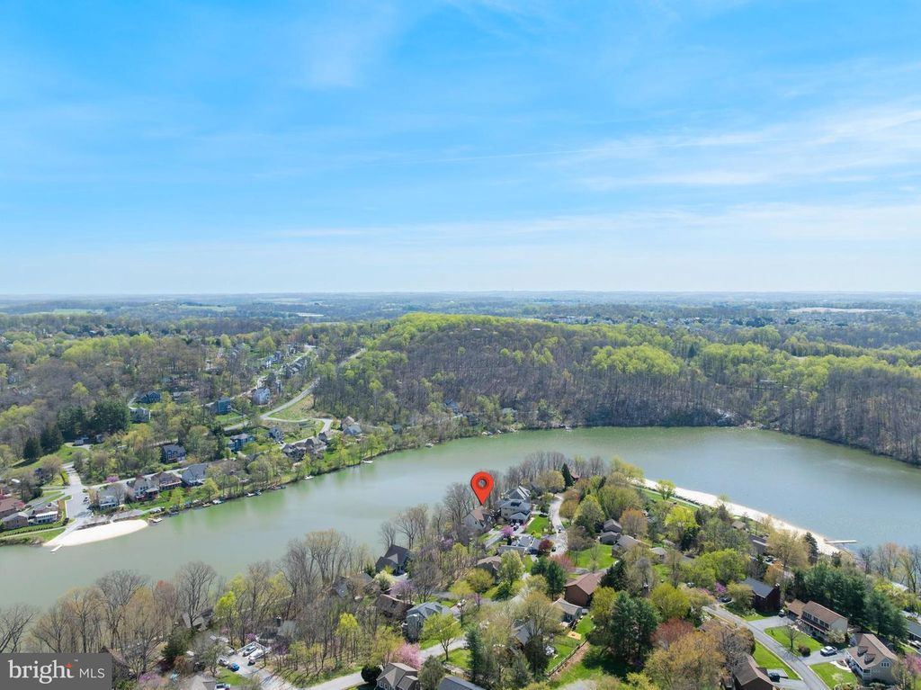 Image 100 of property listing at 10303 MARACAIBO MEWS, New Market, MD 21774