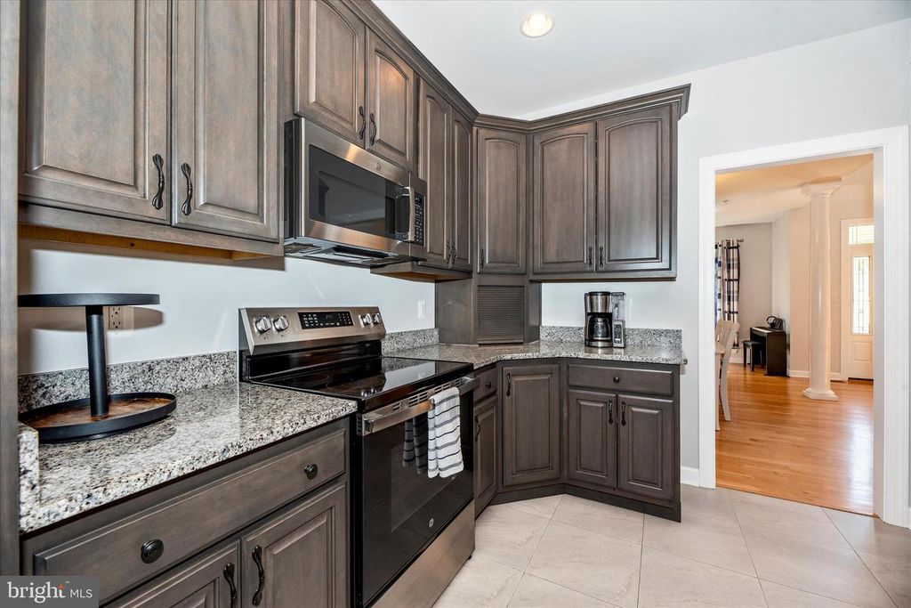 Image 15 of property listing at 10303 MARACAIBO MEWS, New Market, MD 21774