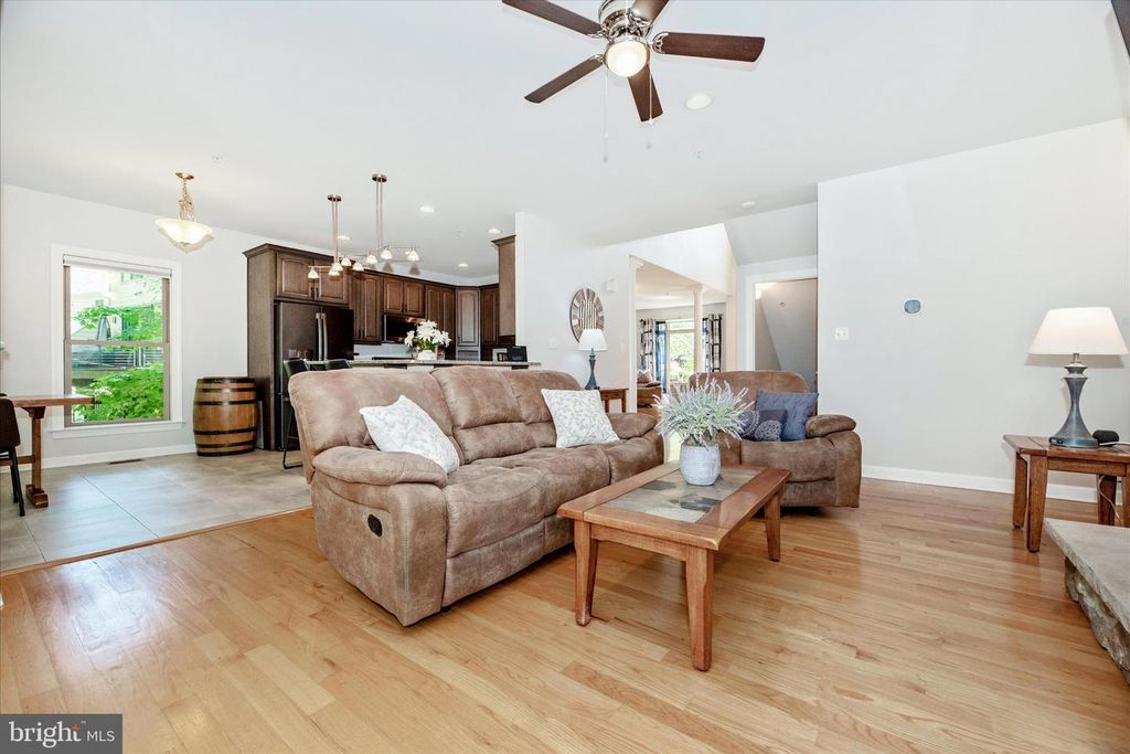 Image 27 of property listing at 10303 MARACAIBO MEWS, New Market, MD 21774