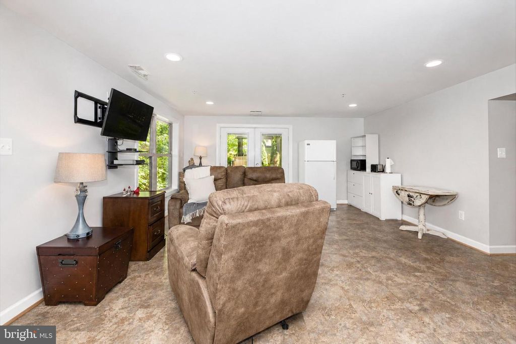 Image 46 of property listing at 10303 MARACAIBO MEWS, New Market, MD 21774