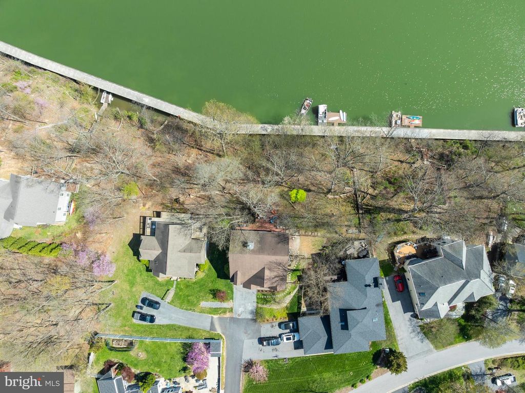 Image 89 of property listing at 10303 MARACAIBO MEWS, New Market, MD 21774