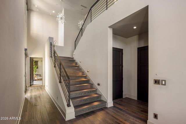 10110 E Siesta Lane, Scottsdale, AZ 85255