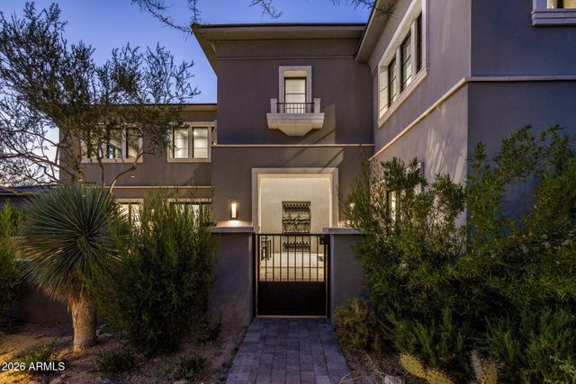 10110 E Siesta Lane, Scottsdale, AZ 85255