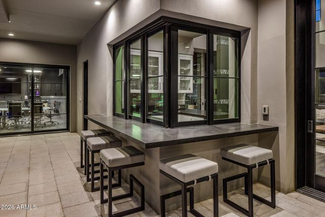 10110 E Siesta Lane, Scottsdale, AZ 85255