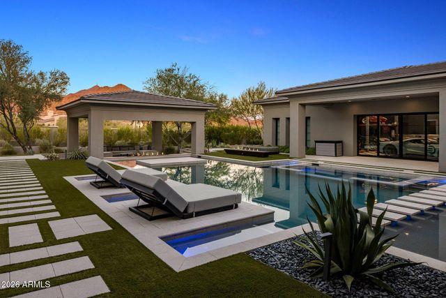 10110 E Siesta Lane, Scottsdale, AZ 85255