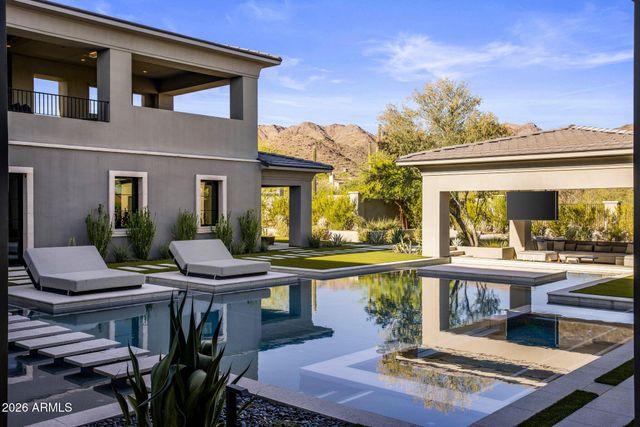 10110 E Siesta Lane, Scottsdale, AZ 85255