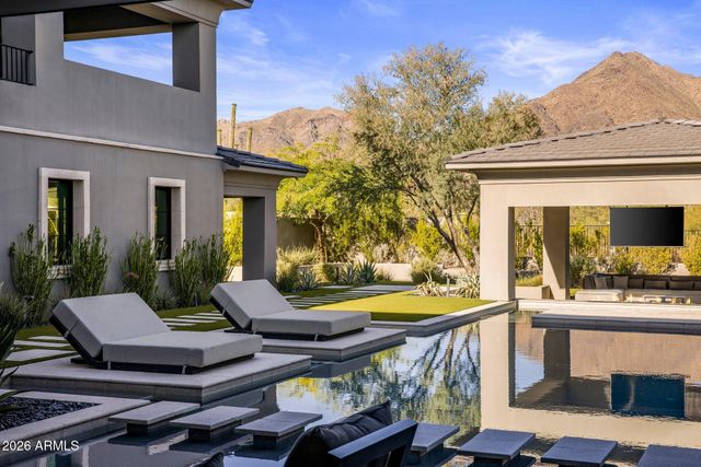 10110 E Siesta Lane, Scottsdale, AZ 85255