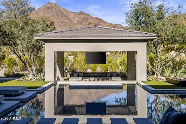 10110 E Siesta Lane, Scottsdale, AZ 85255