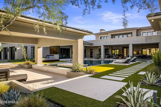 10110 E Siesta Lane, Scottsdale, AZ 85255