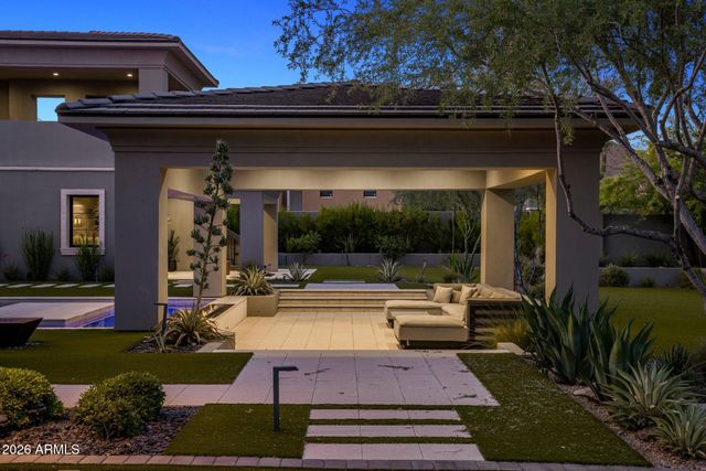 10110 E Siesta Lane, Scottsdale, AZ 85255