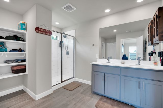 500 Jolie Court, Joshua, TX 76058