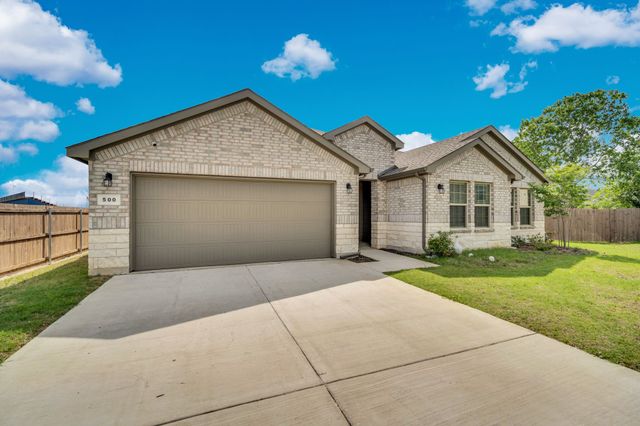 500 Jolie Court, Joshua, TX 76058
