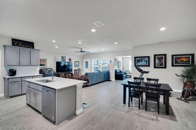 500 Jolie Court, Joshua, TX 76058