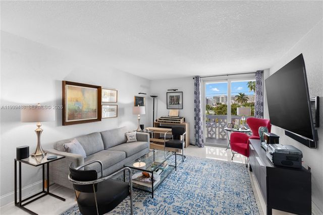 1020 Meridian Ave 416, Miami Beach, FL 33139