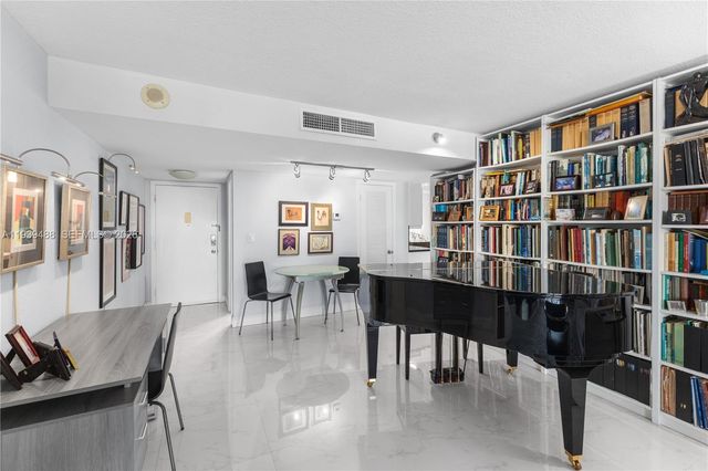 1020 Meridian Ave 416, Miami Beach, FL 33139