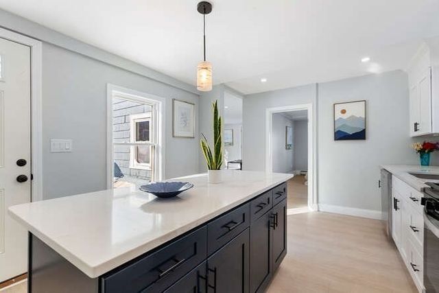 17 Lummus Ct, Lynn, MA 01904