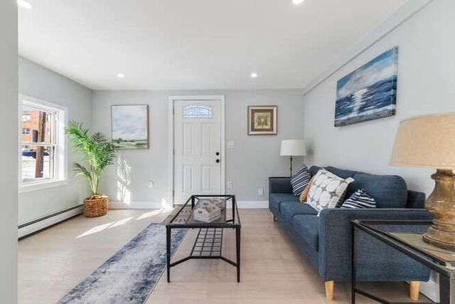 17 Lummus Ct, Lynn, MA 01904