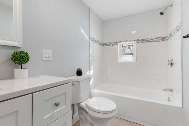 17 Lummus Ct, Lynn, MA 01904