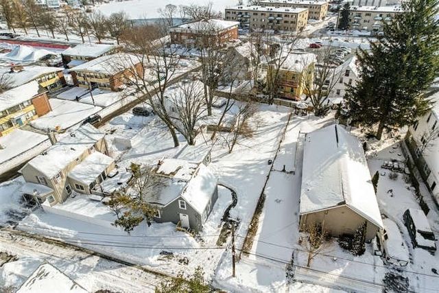 17 Lummus Ct, Lynn, MA 01904